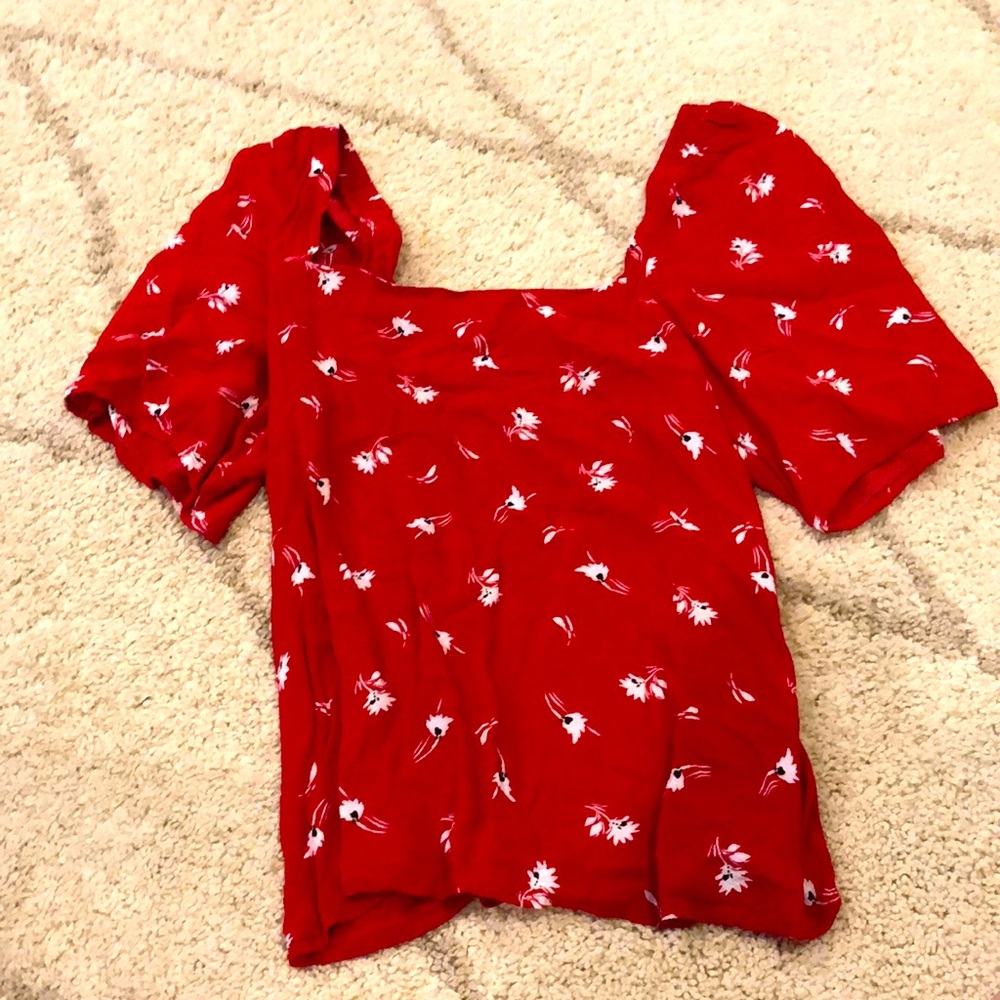 Red floral top